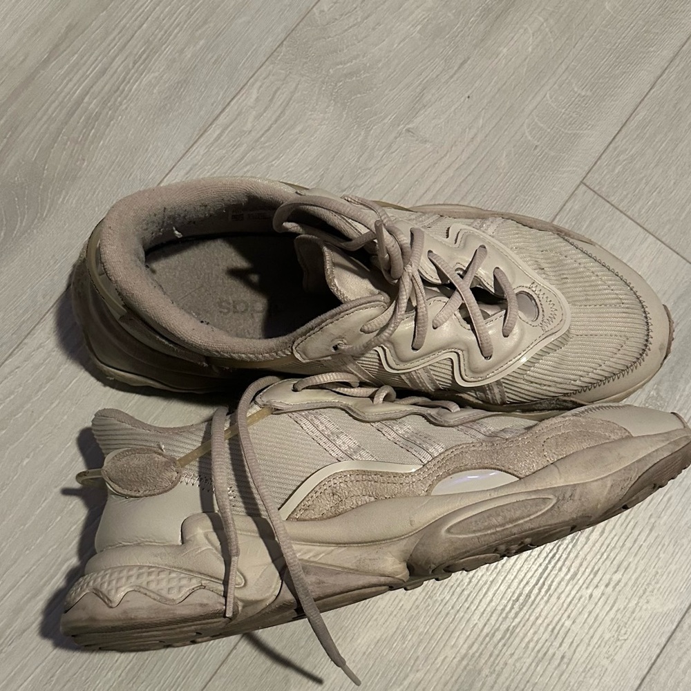 Adidas Ozweego Sneakers - Picture 4 of 6